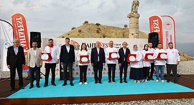 Kahta'nın yöresel lezzetleri KAHTAFEST'te tanıtıldı