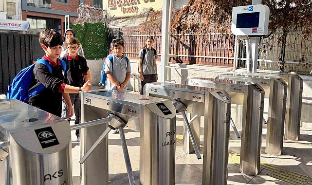 Kameralı turnike sistemiyle veliler çocuklarını anlık takip edebiliyor