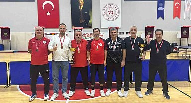 Kamu Spor Oyunları'nda masa tenisi başarısı KBÜ'nün oldu