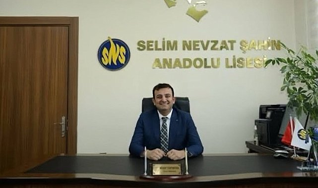 Kansere yenik düşen okul müdürü son yolculuğuna uğurlandı