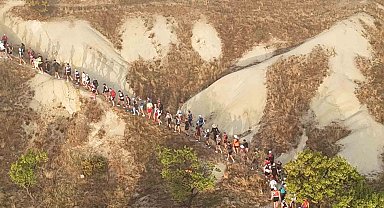 Kapadokya'da ultra trail heyecanı: 73 ülkeden 3 bine yakın sporcu yarışıyor