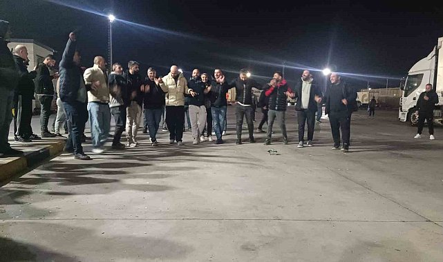 Kapıkule ve Hamzabeyli'de tır sürücülerinden eylem