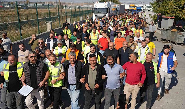 Kapıkule'de tır şoförlerinden tepki: Vize engeli ve uzun kuyruklar taşımacılığı aksatıyor