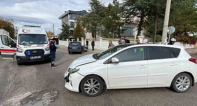 Karaman'da iki otomobil çarpıştı: 1 yaralı