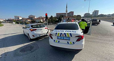Karaman'da otomobil ile motosiklet çarpıştı: 1 yaralı