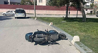 Karaman'da otomobille motosiklet çarpıştı: 1 yaralı