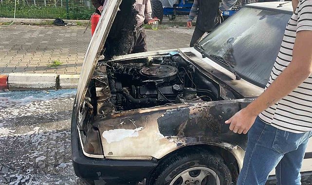 Karaman'da seyir halindeki otomobil alev aldı