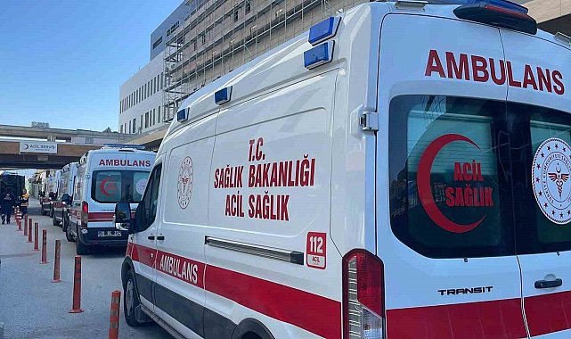 Karaman'da zeytin işçilerini taşıyan patpat devrildi: 8 yaralı