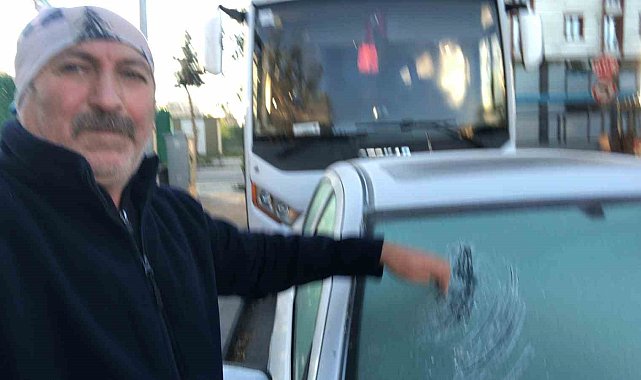 Kars sabaha buzla uyandı: Eksi 7 derecede araçların camları dondu