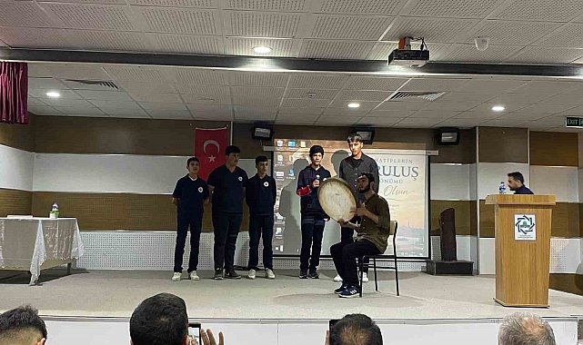 Kars'ta İmam Hatip okullarının kuruluş yıl dönümü programı düzenlendi