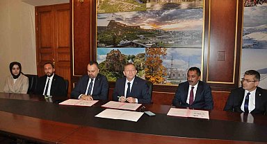 Kars'ta tarihi Mazlum Ağa Hamamı yeniden hayat bulacak