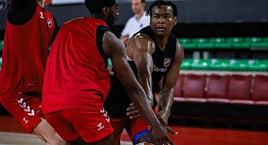 Karşıyaka Basketbol'un konuğu Galatasaray
