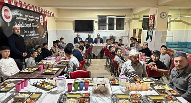 Kaymakam Yılmaz, hafızlık öğrencileriyle buluştu