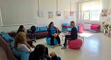 Kayseri Devlet Hastanesi'nde doğuma hazırlıkları eğitimleri devam ediyor