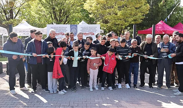Kayseri Melikgazi Gürpınar'ın park ve havuzu yenilendi