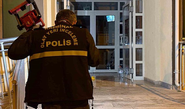 Kayseri'de binanın girişinde çıkan bıçaklı kavgada 2 kişi yaralandı