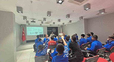 Kayseri'de güreşçilere 'Zihinsel Performans' Semineri