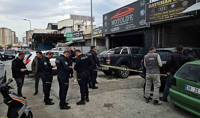 Kayseri'de silahlı kavga: 1'i ağır 3 yaralı
