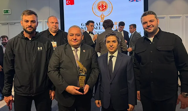 Keçiören Belediye Başkanı Özarslan'a "Küresel Hizmet Ödülü"
