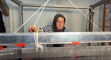 Kemaliye'nin asırlık dokuma geleneği Gazenne kumaşıyla yaşatılıyor