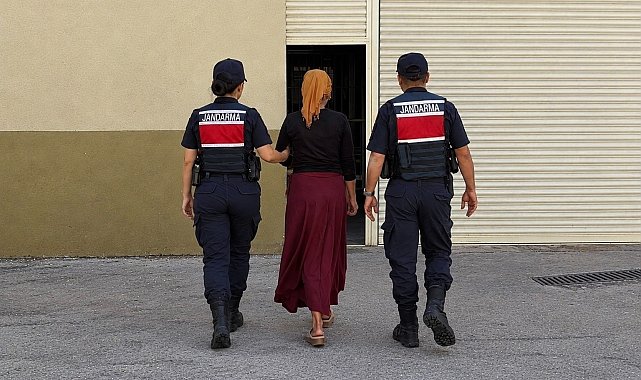 Kesinleşmiş 15 yıl cezayla aranan hırsızlık şüphelisi yakalandı