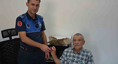 Kıbrıs Gazisi, bulduğu 400 bin liralık altınları zabıtaya teslim etti