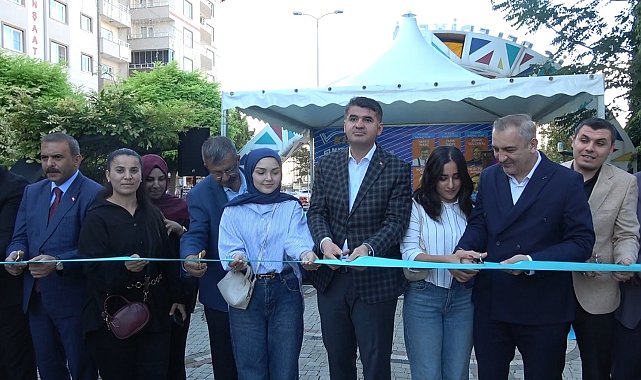 Kilis 1. Kitap Fuarı'na büyük ilgi