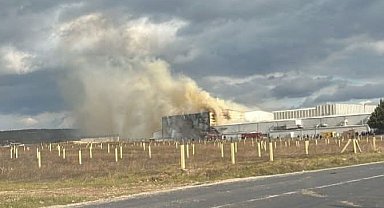 Kırklareli'nde ilaç fabrikasındaki yangın 3 saatte kontrol altına alındı