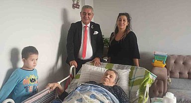 Kırşehir'de Beyaz Ay Derneği'nden ihtiyaç sahibi aileye medikal malzeme desteği