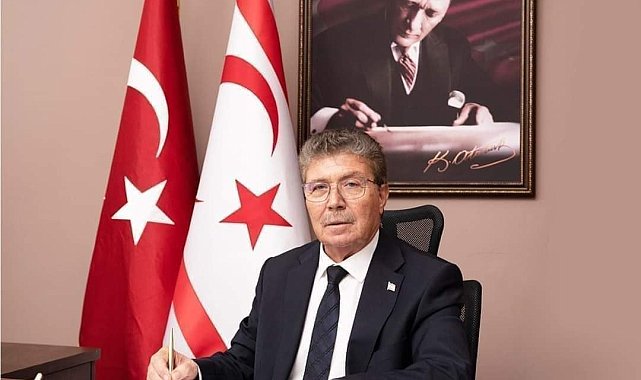 KKTC Başbakanı Üstel: "2027 yılında KKTC vatandaşı öğrencilerimizin üniversite harçlarının tamamını devlet olarak karşılayacağız"
