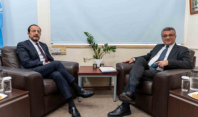 KKTC Cumhurbaşkanı Erhürman ile GKRY lideri Hristodulidis bir araya geldi