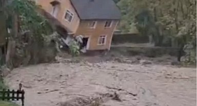Kocaeli afet yaşıyor! Sapanca'da bir evi dere yuttu