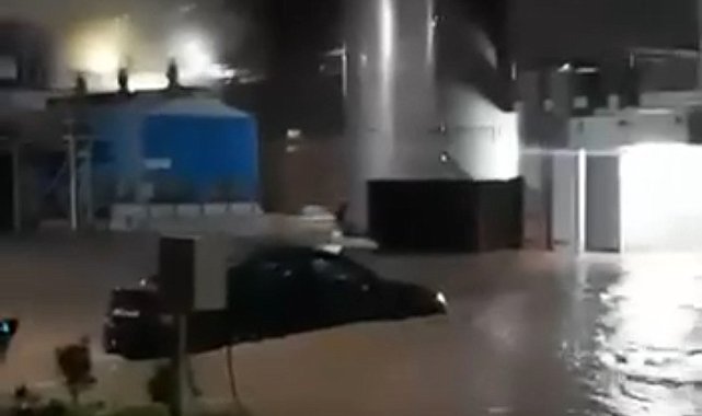 Kocaeli'de dev tesisler sular altında kaldı