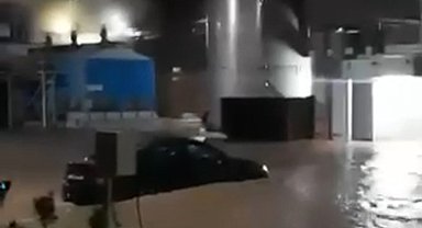 Kocaeli'de dev tesisler sular altında kaldı