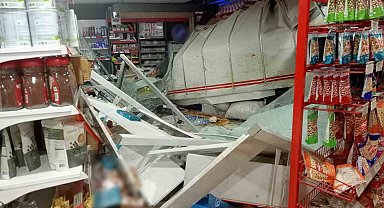Kontrolden çıkan kamyonet markete girdi: 2 yaralı