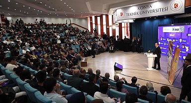 Konya'da Başkan Altay gençlerle bir araya geldi