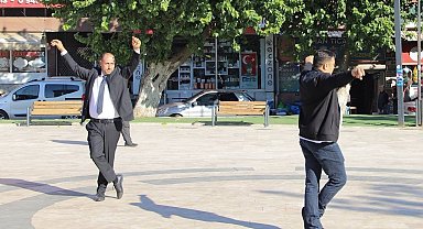 Köşk'te Muhtarlar zeybek oyanayıp günlerini kutladı