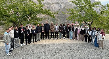 Kosovalı gençler Kemaliye'de ağırlandı