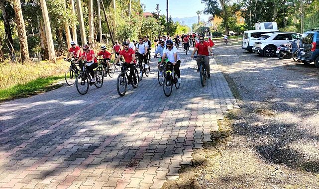 Köyceğiz'de pedallar Cumhuriyet için çevrildi