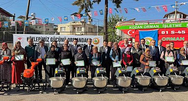 Kozan'da 27 kadına 840 bin liralık makine desteği