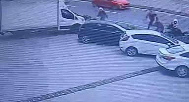 Küçükçekmece'de polis ekiplerinden kaçan şahsın üzerinden uyuşturucu çıktı