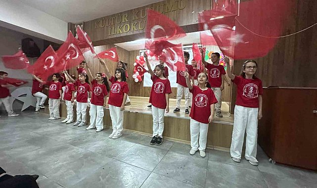 Kültür Kurumu İlkokulu'nda Cumhuriyet coşkusu