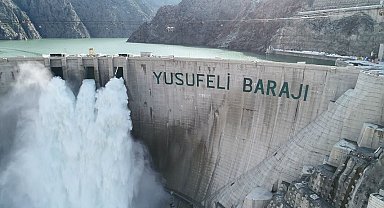 Kurak yılda rekor üreten Yusufeli, dört barajın da verimini artırdı