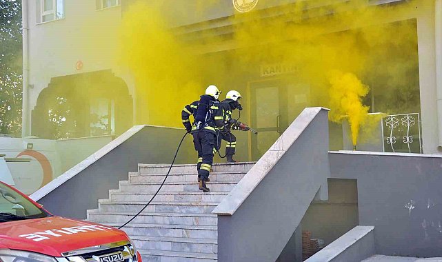 Kurtarma ekiplerinden okulda ortak tatbikat