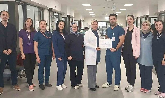 Kütahya Şehir Hastanesi'nde el hijyeni teşekkürünü Dahiliye Yoğun Bakım Ünitesi aldı