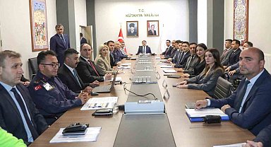 Kütahya'da uyuşturucu, kaçakçılık ve trafik güvenliği masaya yatırıldı