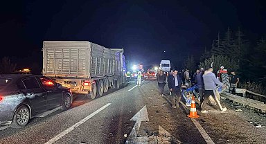 Kütahya'da zincirleme trafik kazası: 7 yaralı