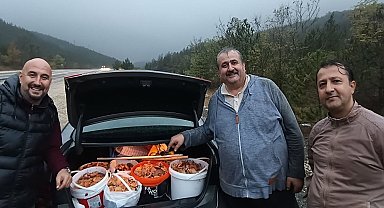 Kütahya'dan Bursa dağlarına mantar toplamaya gittiler