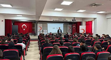 Lise öğrencilerine ilk yardım eğitimi verildi