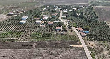 Mahalledeki herkesin soyadı 'Öztoprak' olunca baba isimleri ve ikinci isimlerle karışıklığın önüne geçtiler